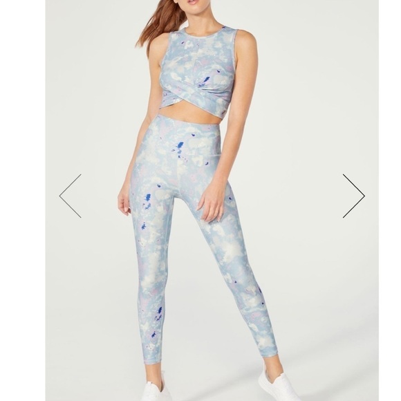 Wildfox Sweat leggings and crop top, new, medium - Picture 1 of 10